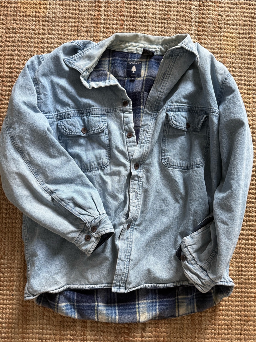 Roundtree & Yorke Light Blue Denim Button-Up Shirt Jacket